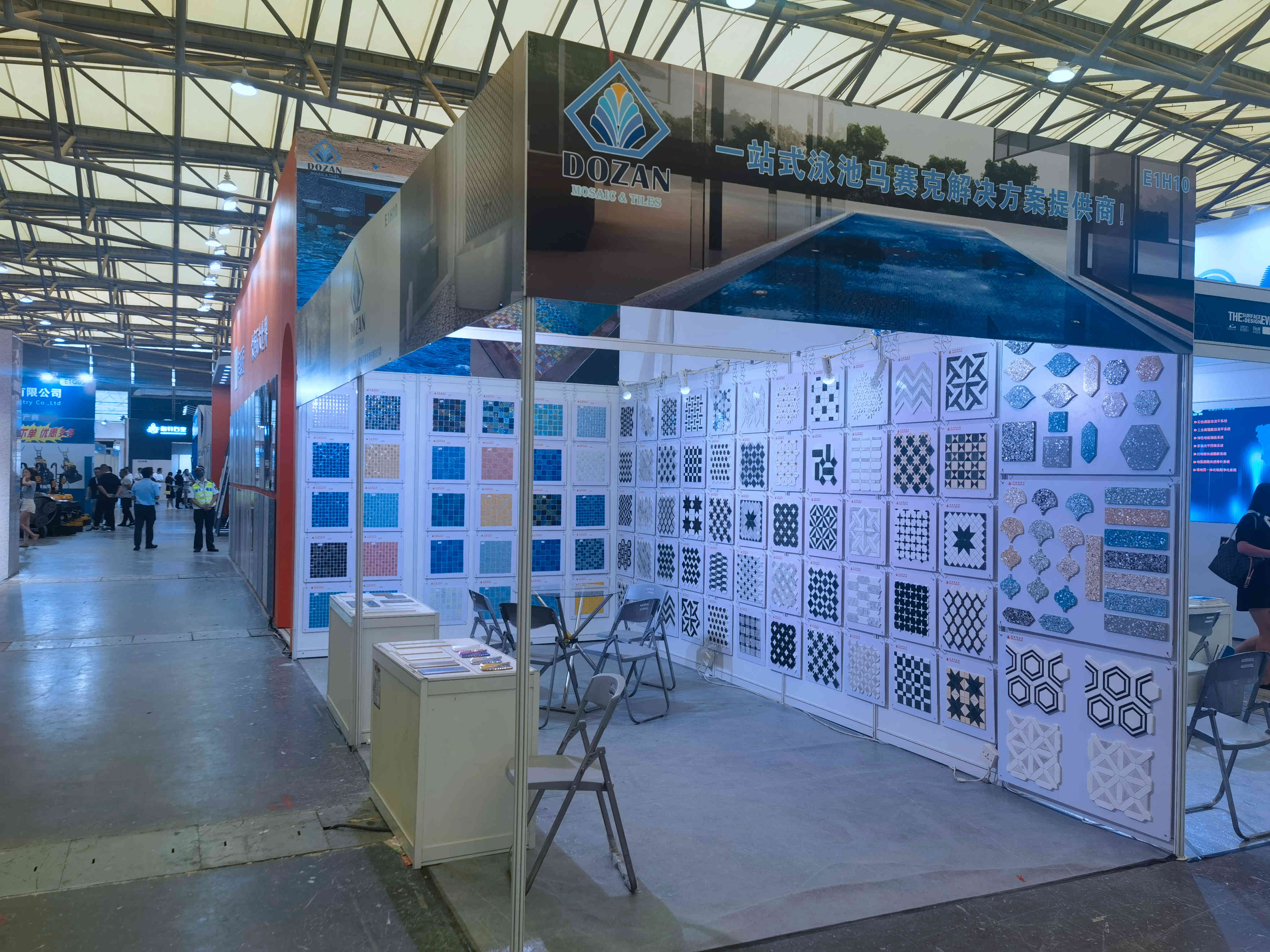 Мозаика Дозан на выставке Surfaces China 2023